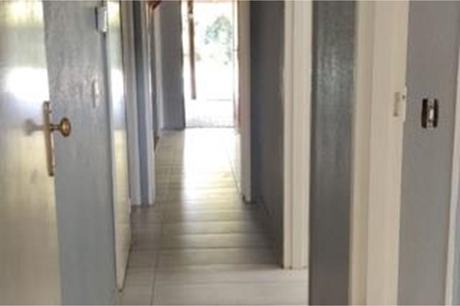 5 Bedroom Property for Sale in Vaalpark Free State